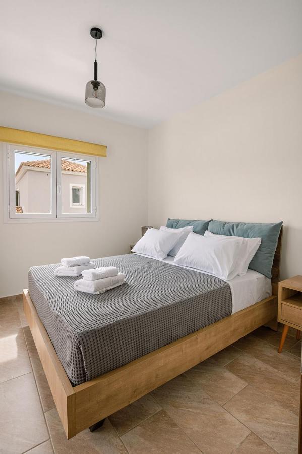 Vasilopoulos Residences - Anthia With Jacuzzi & Shared Pool *