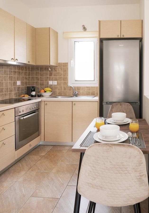 Vasilopoulos Residences - Anthia With Jacuzzi & Shared Pool Villa *