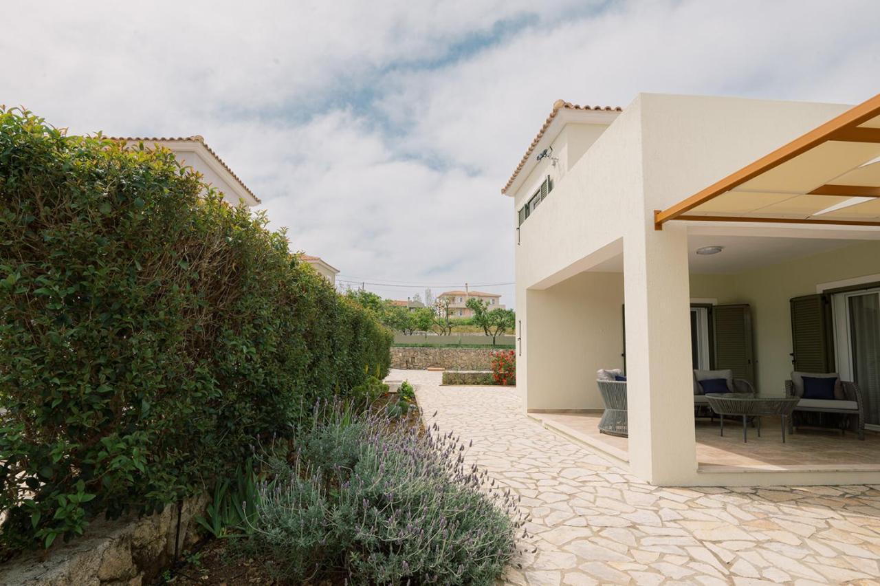 Vasilopoulos Residences - Anthia With Jacuzzi & Shared Pool Villa *
